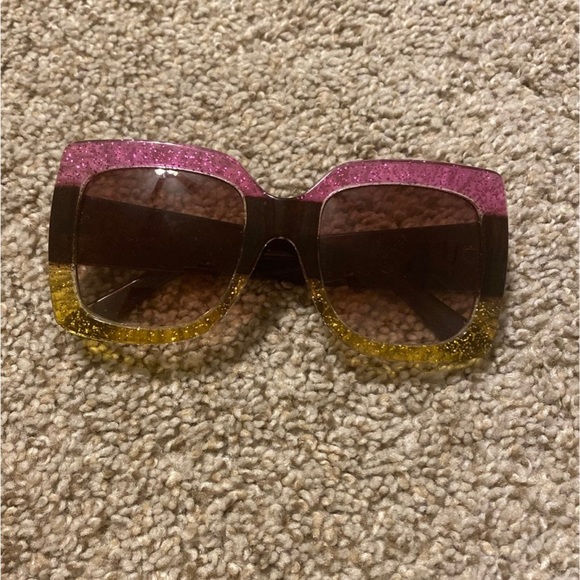 Sunglasses - Picture 1 of 1